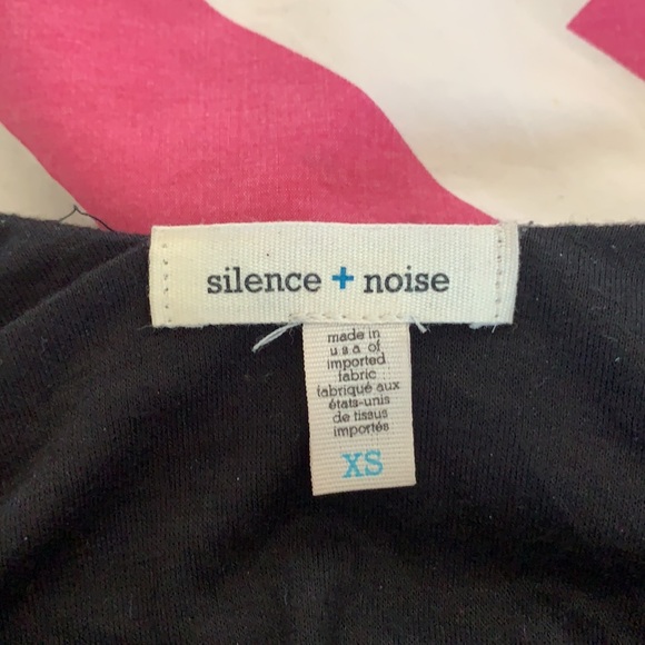 Metallic silver dress - Picture 3 of 3